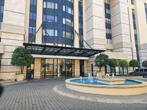 Her Gloss Lab | A 1 hr Medipedi Incl Gelish, A Chemical Peel and Soft Gel Tips with Gelish For 1