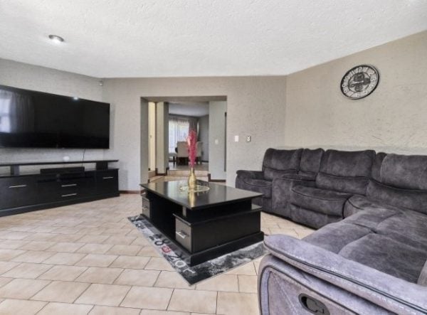 Medtech Wellness Spa | Luxury Night Away for 2 Incl A Full Body Massage and A Delicious BBQ Dinner