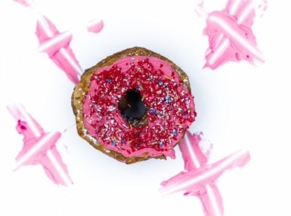 XO Cronuts | 2  Dbl Cronut Milkshakes + 2 Free Cronuts Or 4 Gourmet Filled Cronuts + 2 Free Cronuts